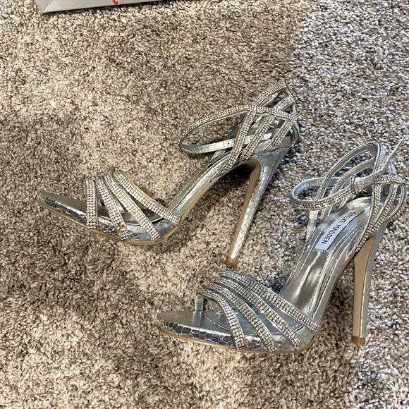 Steve Madden caged heels, sparkly silver - Picture 2 of 5